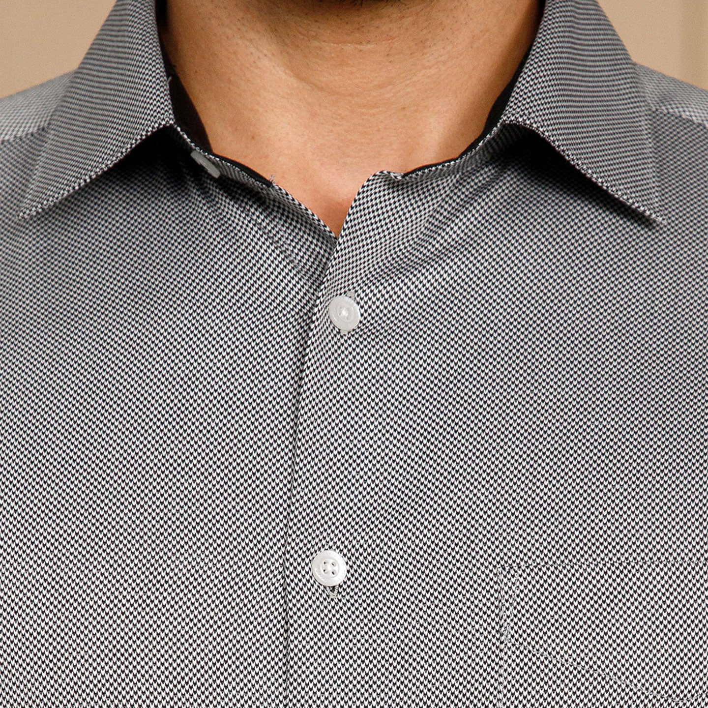 Shepherd Houndstooth Shirt In Smokey Black